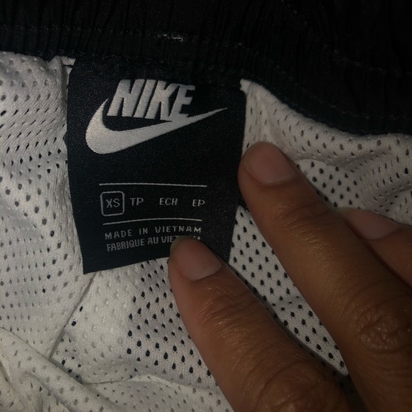 Nike air joggers - Picture 1 of 4